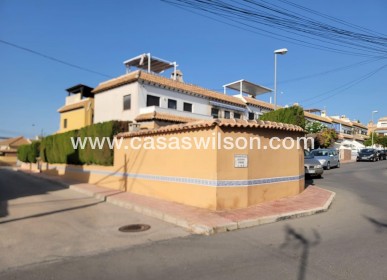 Sale - Bungalow - Torrevieja - Los Frutales