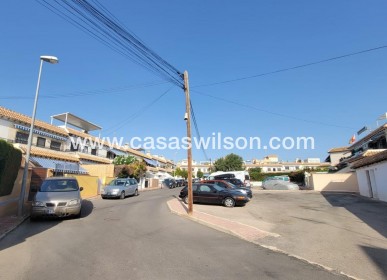 Sale - Bungalow - Torrevieja - Los Frutales