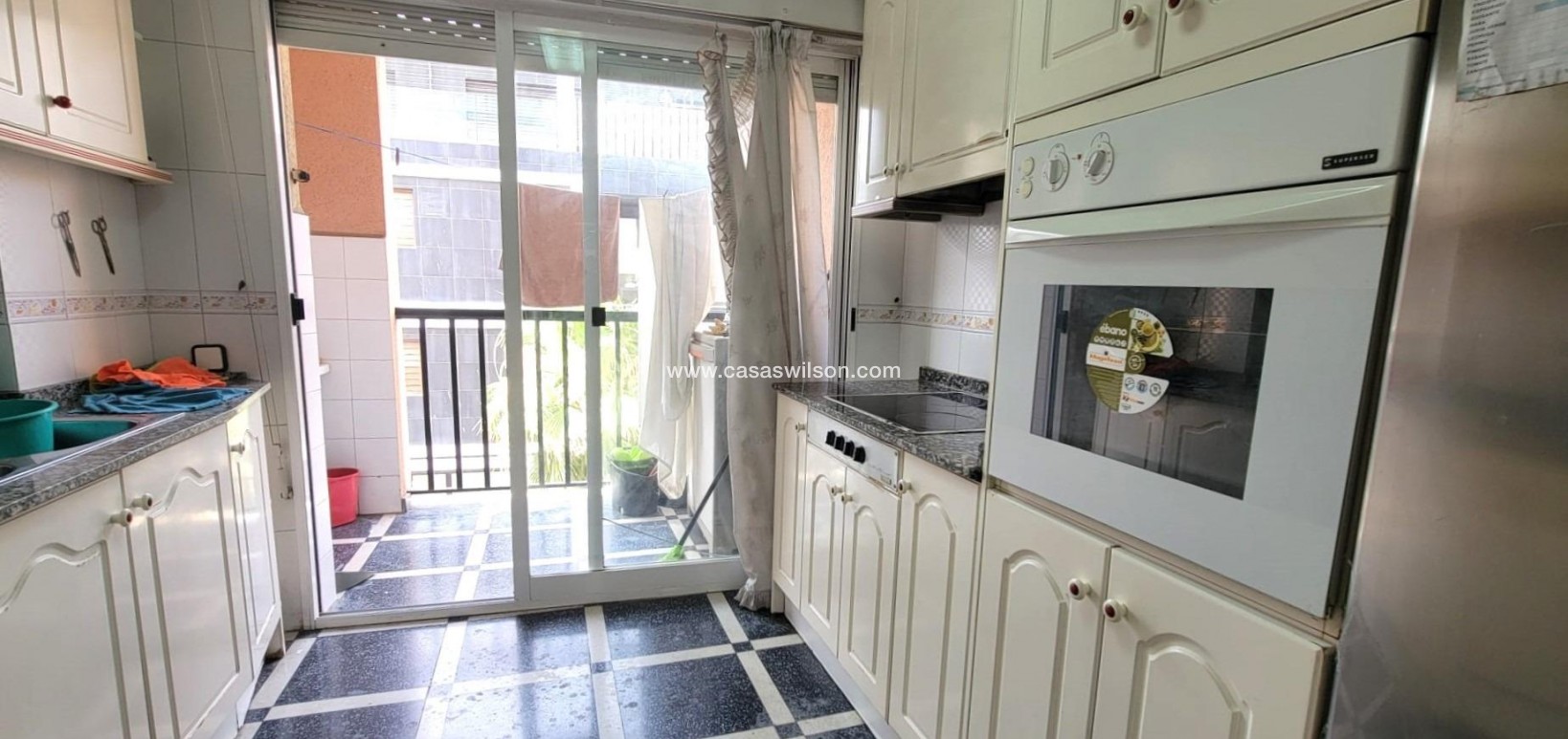 Sale - Apartment - Torrevieja - Centro