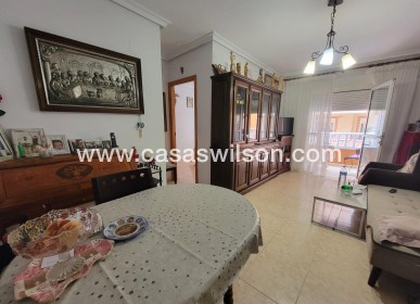 Sale - Apartment - Torrevieja - Centro