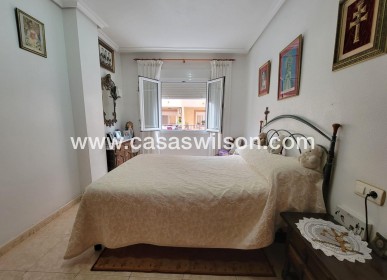 Sale - Apartment - Torrevieja - Centro