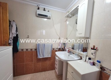 Sale - Apartment - Torrevieja - Centro