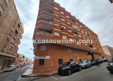 Sale - Apartment - Torrevieja - Centro