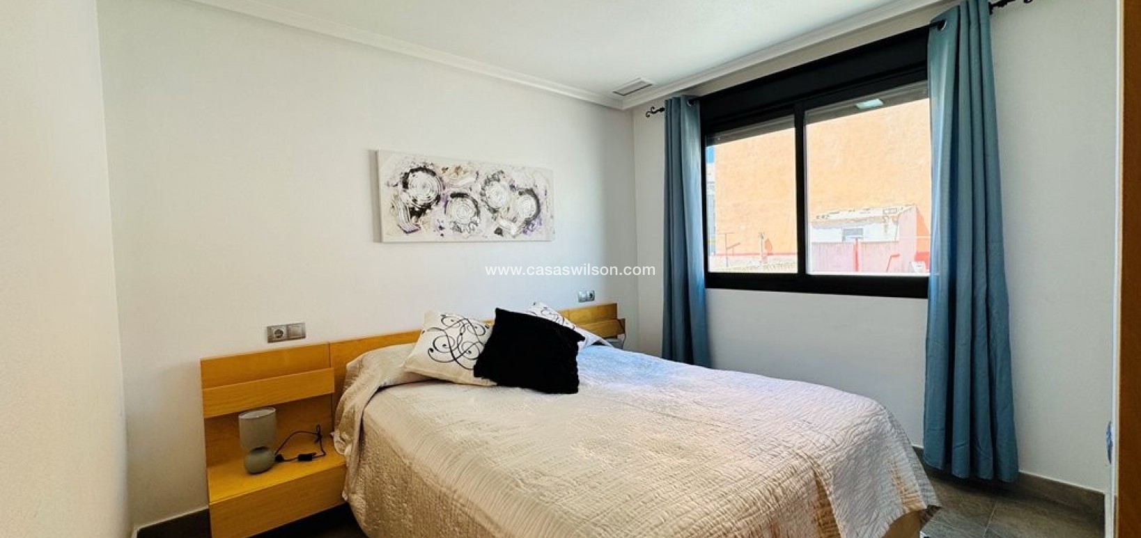 Sale - Apartment - La Mata - Costa Blanca