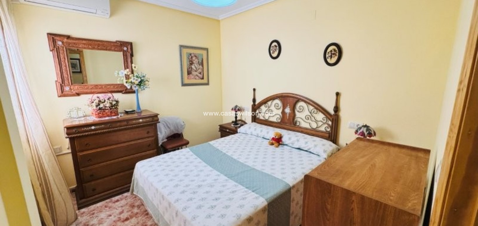 Sale - Apartment - La Mata - Costa Blanca