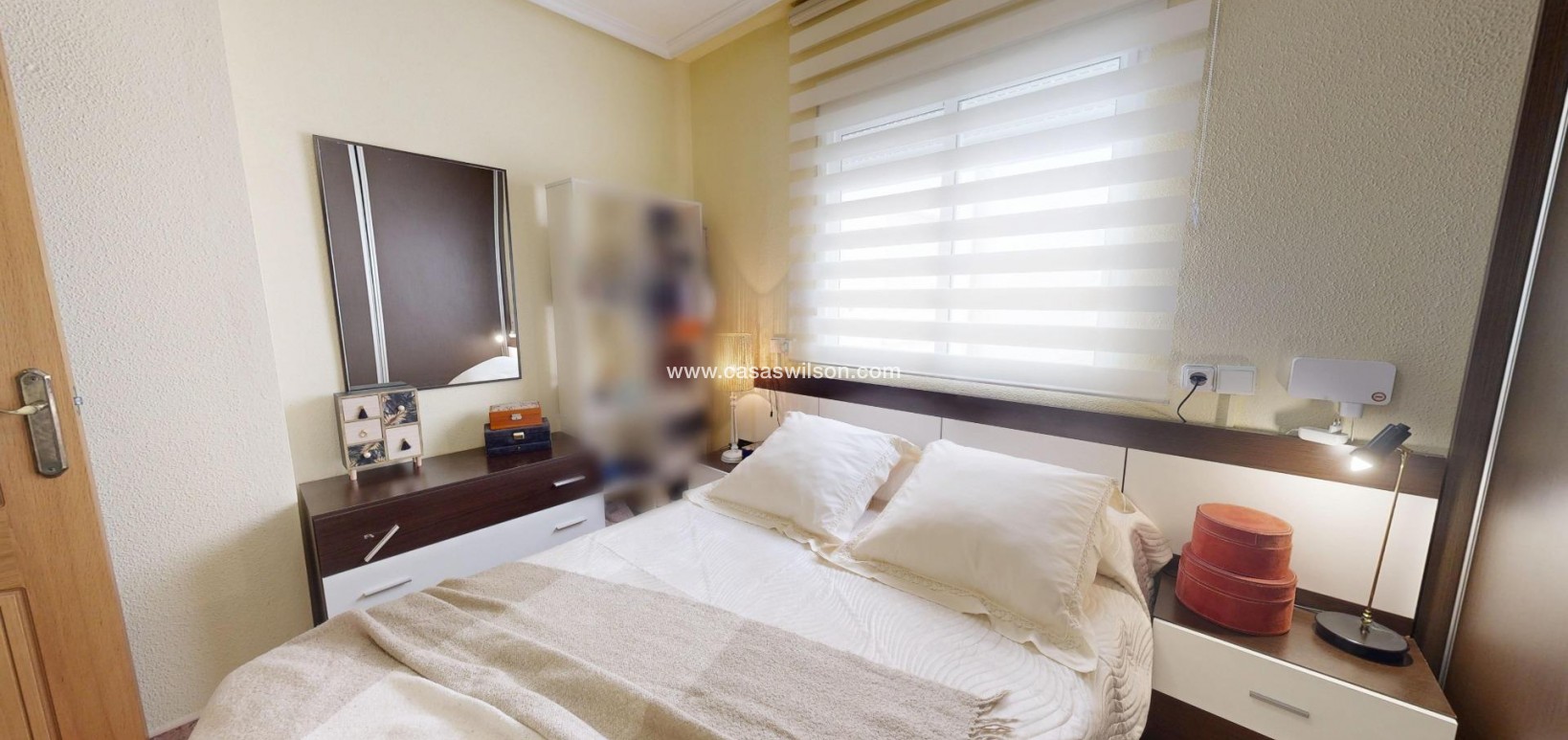 Sale - Apartment - Torrevieja - Estacion De Autobuses