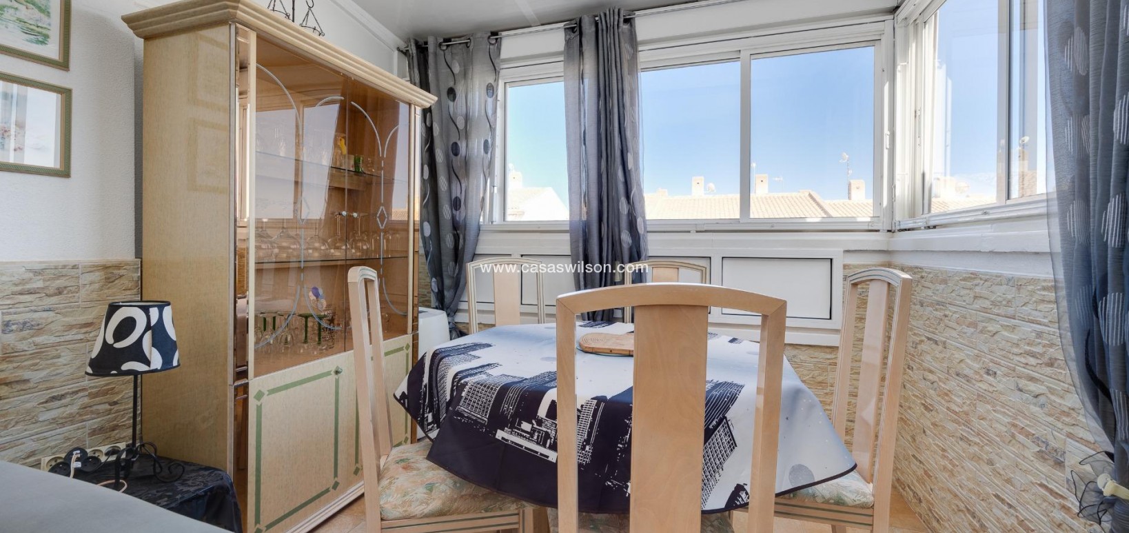 Sale - Bungalow - Torrevieja - Aguas Nuevas