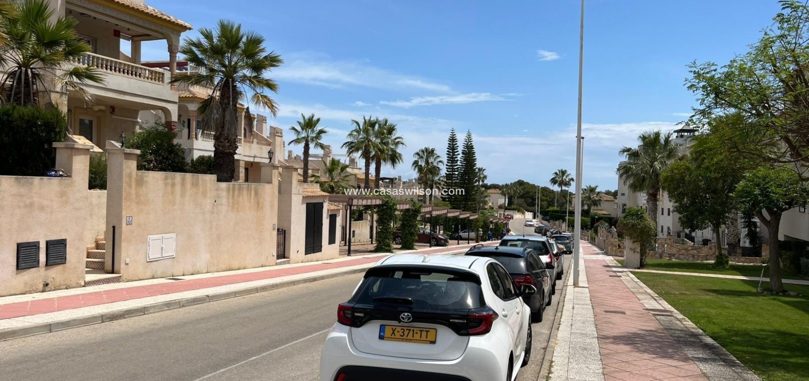 Sale - Appartement - Orihuela Costa - 