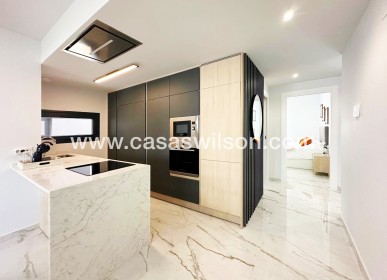 Sale - Apartment - Torrevieja - Costa Blanca