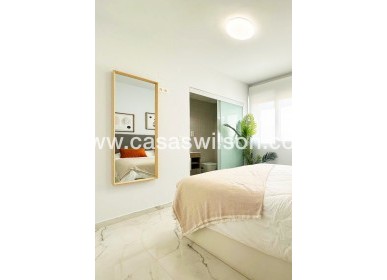 Sale - Apartment - Torrevieja - Costa Blanca