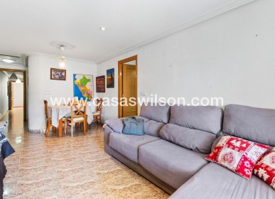 Sale - Apartment - Torrevieja - Centro