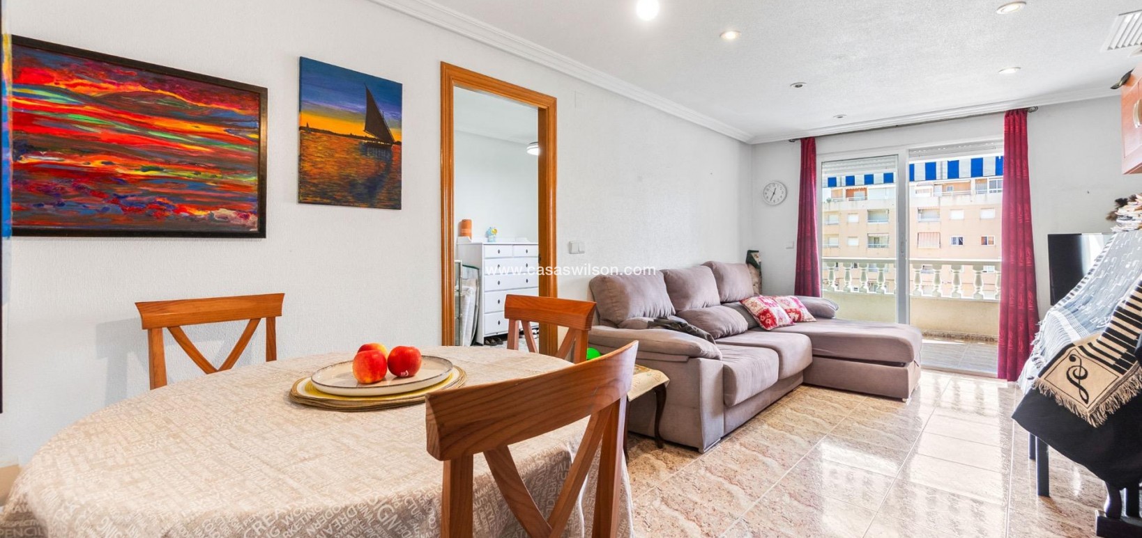 Sale - Apartment - Torrevieja - Centro