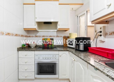 Sale - Apartment - Torrevieja - Centro