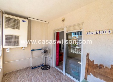 Sale - Apartment - Torrevieja - Centro