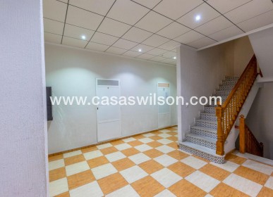Sale - Apartment - Torrevieja - Centro