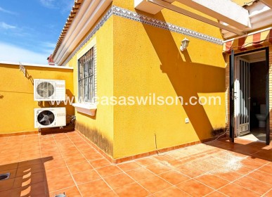 Sale - Townhouse - Torrevieja - Costa Blanca