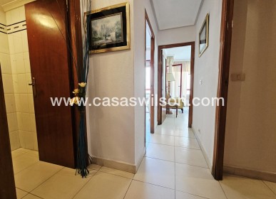 Sale - Apartment - Guardamar del Segura - Pueblo