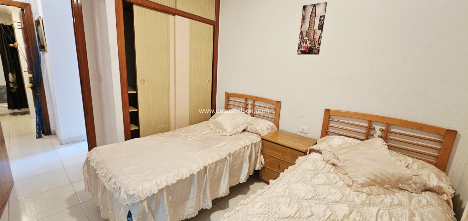 Sale - Apartment - Guardamar del Segura - Pueblo