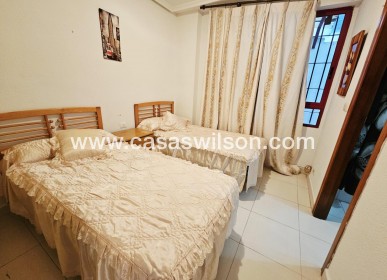 Sale - Apartment - Guardamar del Segura - Pueblo