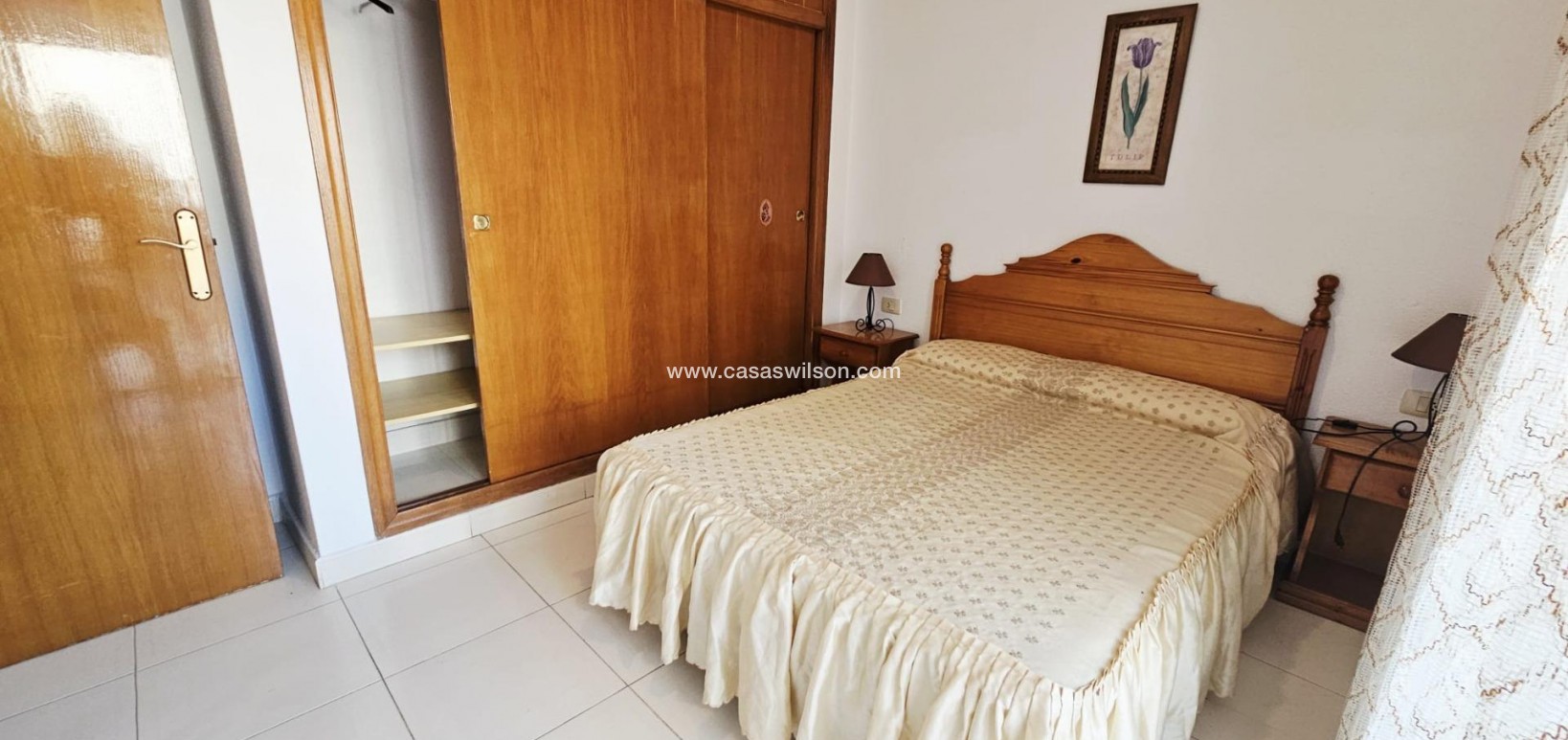 Sale - Apartment - Guardamar del Segura - Pueblo