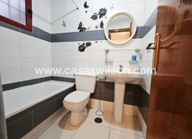 Sale - Apartment - Guardamar del Segura - Pueblo