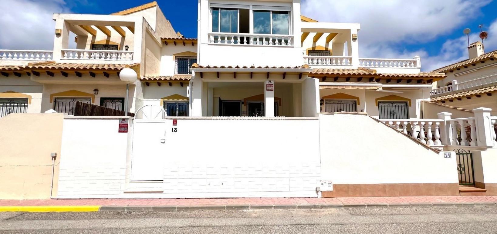 Sale - Townhouse - Orihuela - Urbanización Perla Del Mar