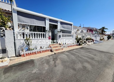 Sale - Bungalow - Torrevieja - La Siesta - El Salado - Torreta