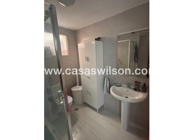 Sale - Townhouse - Torrevieja - Centro