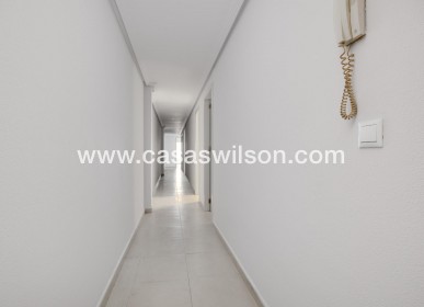 Sale - Apartment - Torrevieja - Estacion De Autobuses