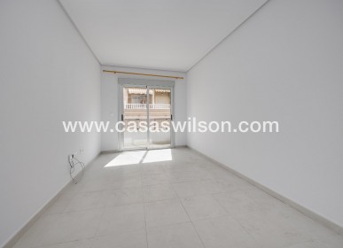 Sale - Apartment - Torrevieja - Estacion De Autobuses