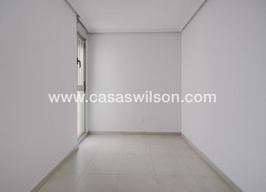 Sale - Apartment - Torrevieja - Estacion De Autobuses