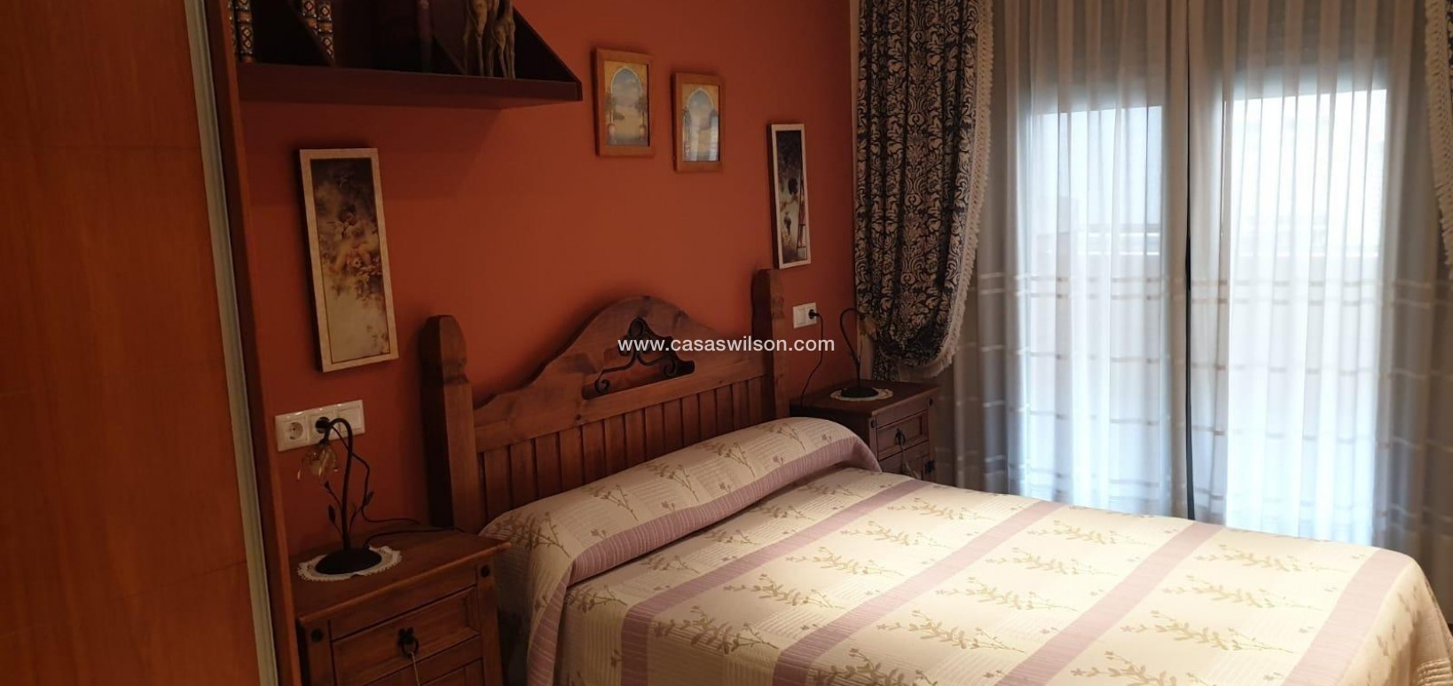 Sale - Apartment - Torrevieja - Las Piscinas Naturales