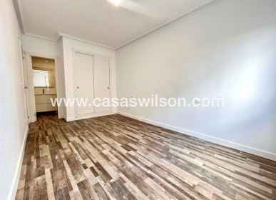 Sale - Apartment - San Miguel de Salinas - Inland