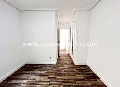Sale - Apartment - San Miguel de Salinas - Inland
