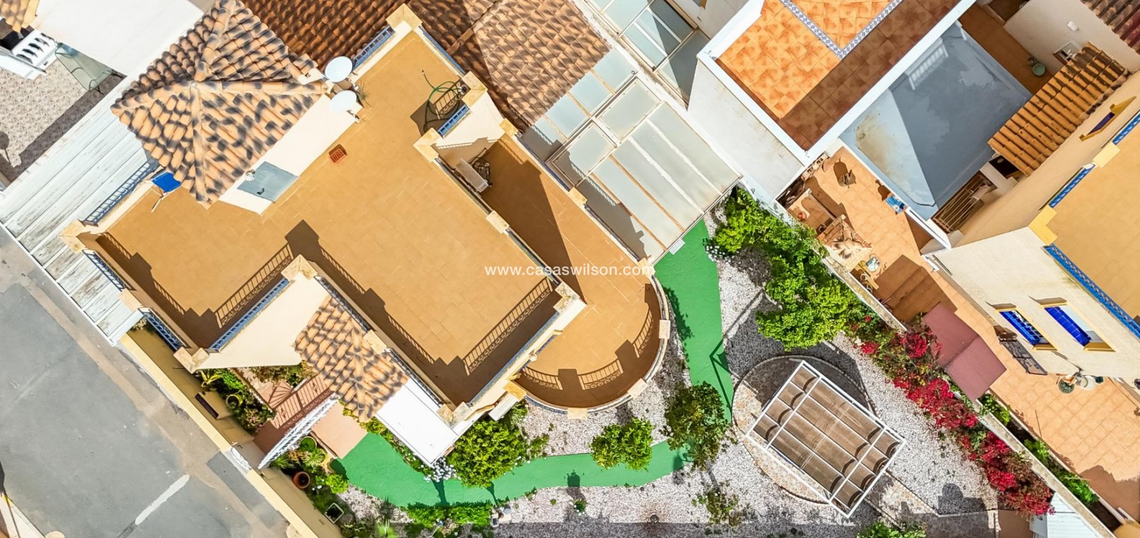 Sale - Villa - Orihuela Costa - Costa Blanca