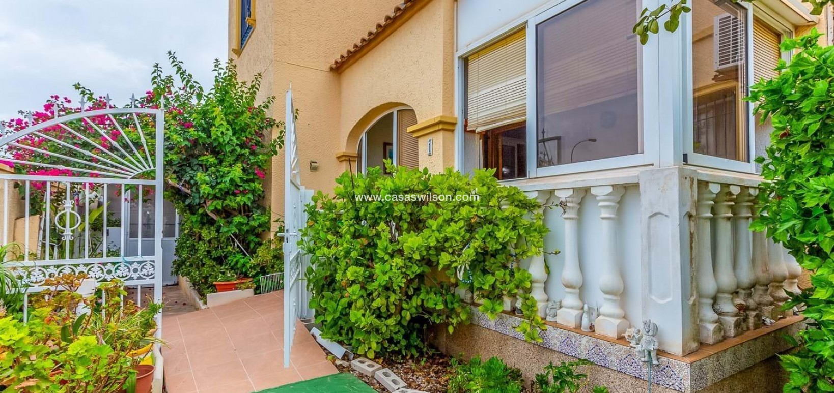 Sale - Villa - Orihuela Costa - Costa Blanca