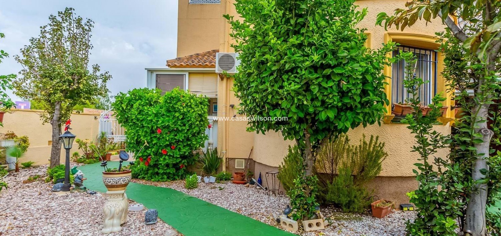 Sale - Villa - Orihuela Costa - Costa Blanca