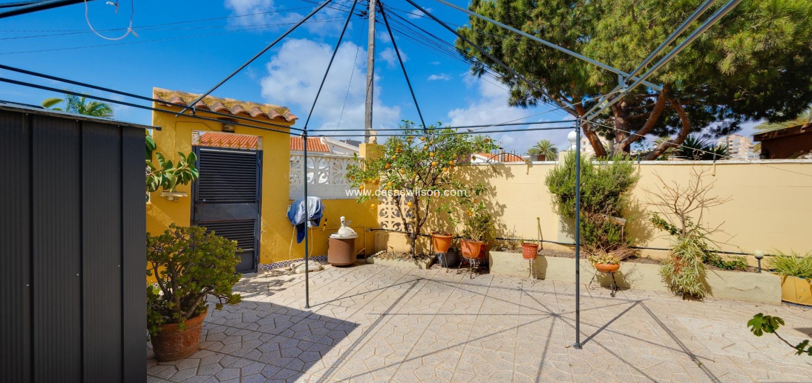 Sale - Villa - Torrevieja - Aguas Nuevas