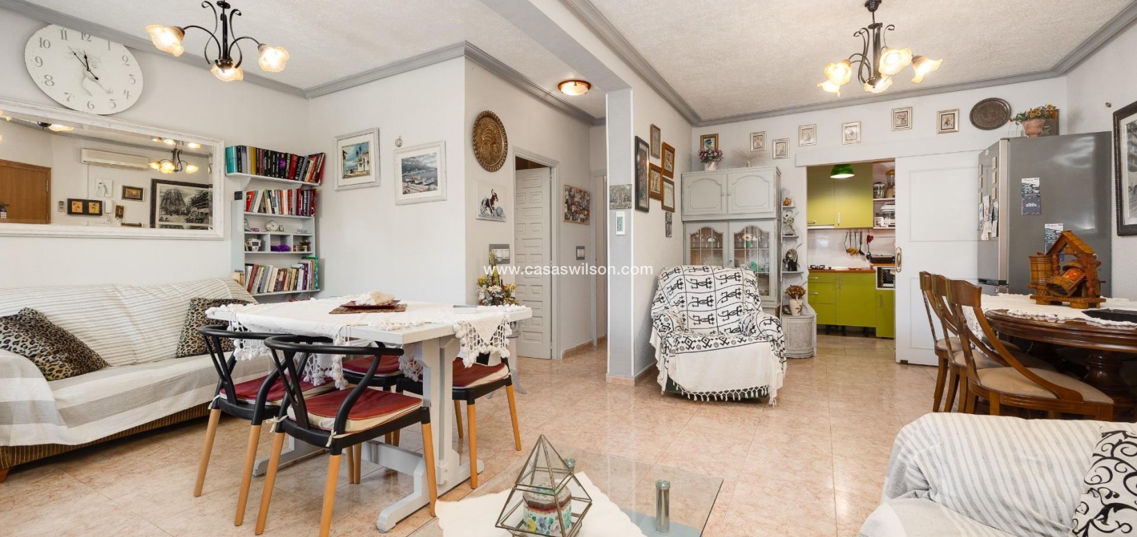 Sale - Villa - Torrevieja - Aguas Nuevas