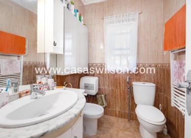 Sale - Villa - Torrevieja - Aguas Nuevas