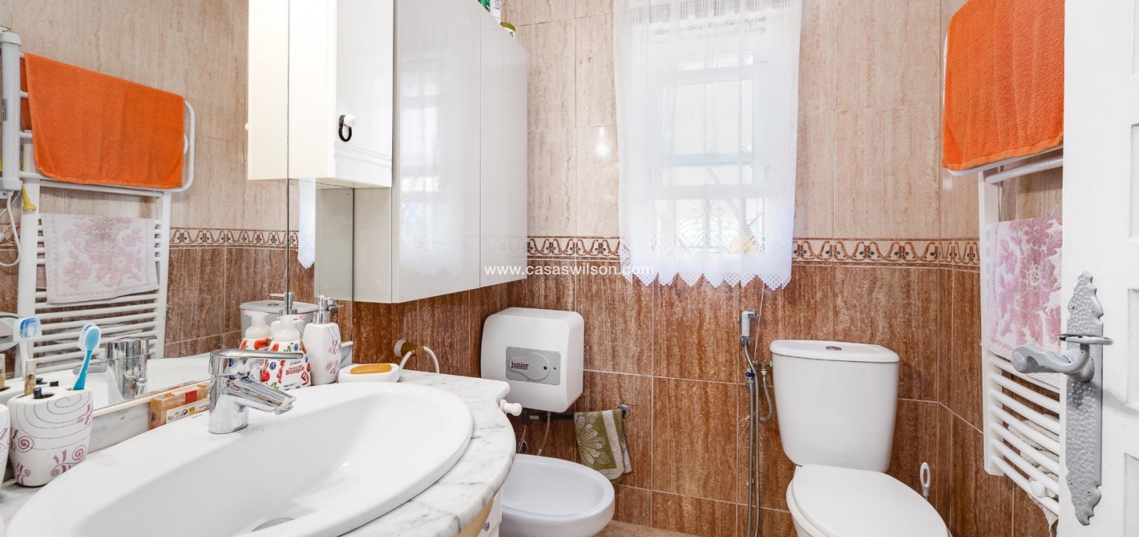 Sale - Villa - Torrevieja - Aguas Nuevas