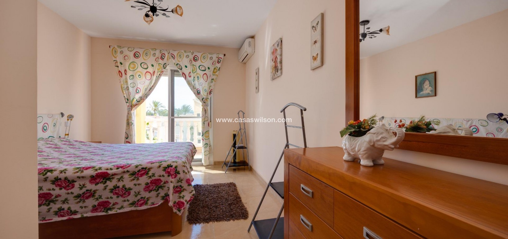 Sale - Villa - Torrevieja - Aguas Nuevas