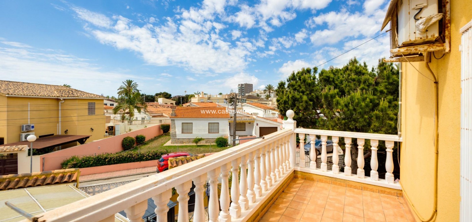 Sale - Villa - Torrevieja - Aguas Nuevas