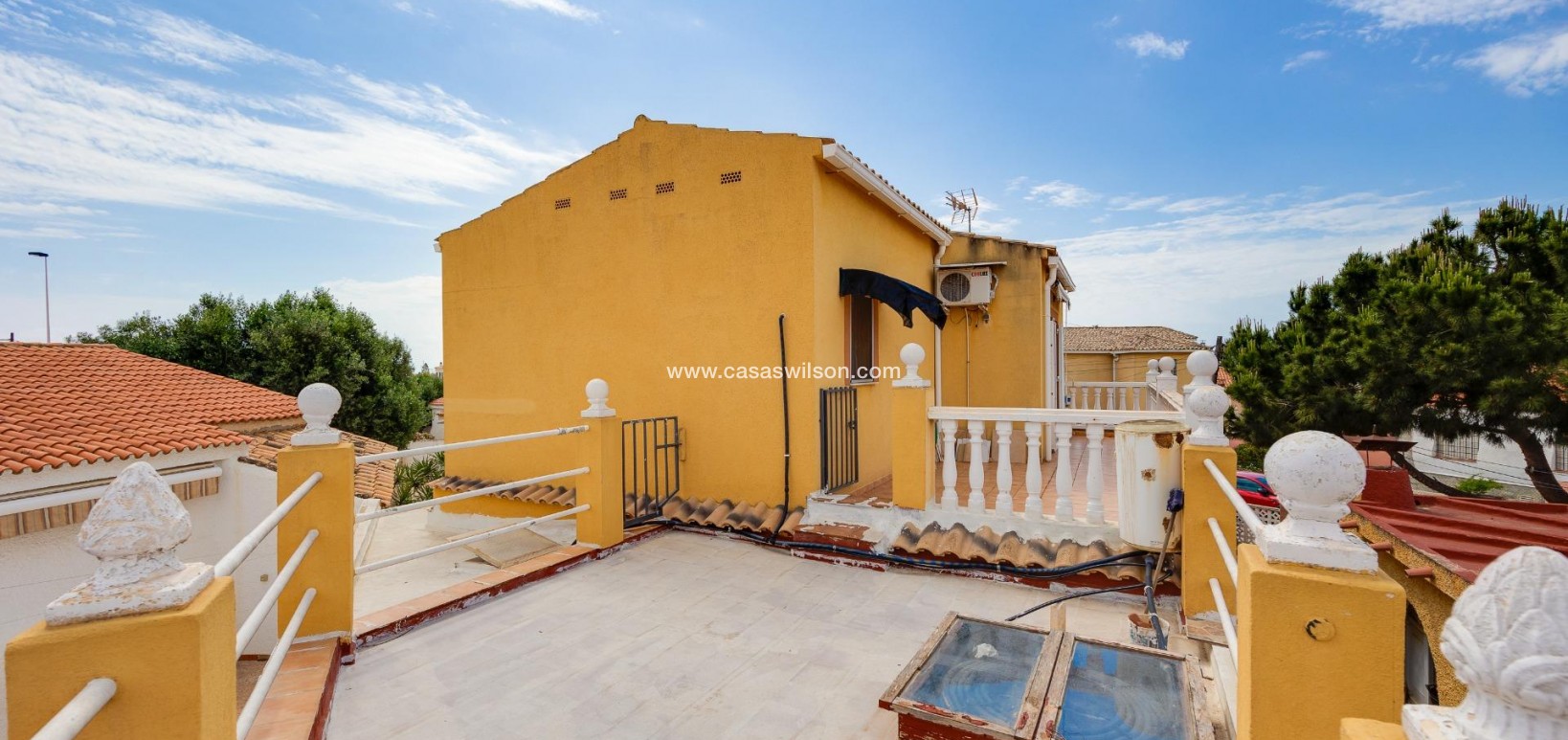 Sale - Villa - Torrevieja - Aguas Nuevas