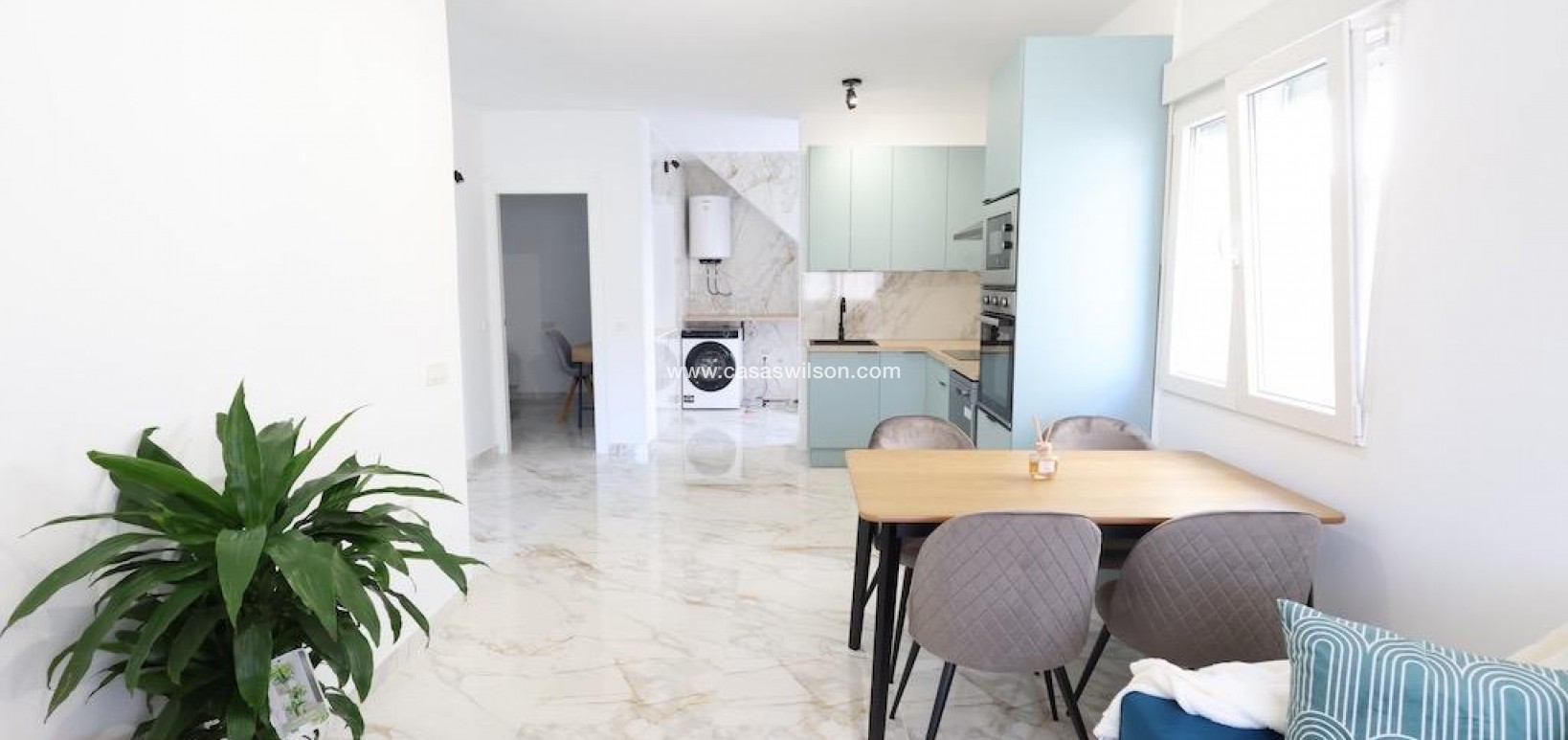 Sale - Townhouse - Torrevieja - Costa Blanca