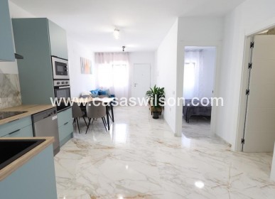 Sale - Townhouse - Torrevieja - Costa Blanca