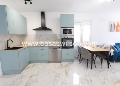 Sale - Townhouse - Torrevieja - Costa Blanca