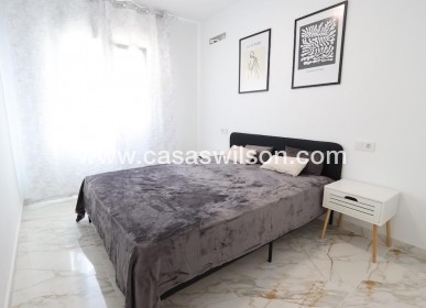Sale - Townhouse - Torrevieja - Costa Blanca