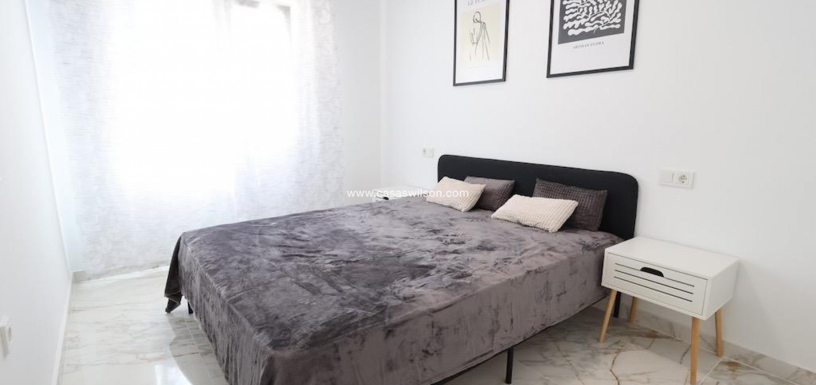 Sale - Townhouse - Torrevieja - Costa Blanca