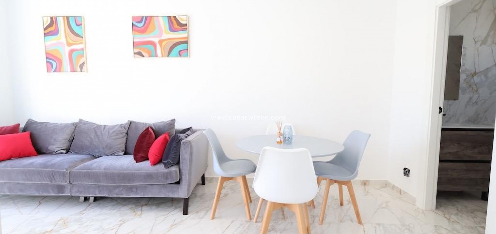 Sale - Townhouse - Torrevieja - Costa Blanca